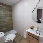 Alzira Farm stay *