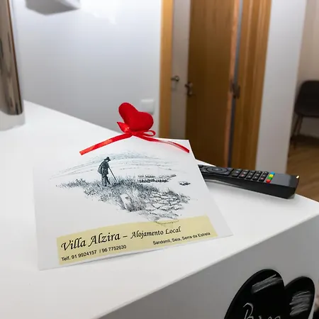Alzira Farm stay Seia