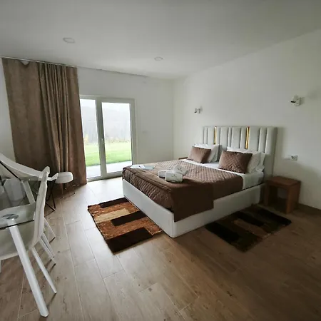 Alzira Alloggio per agriturismo